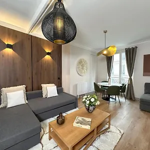  Appartement Champs Elysées - Deluxe Family