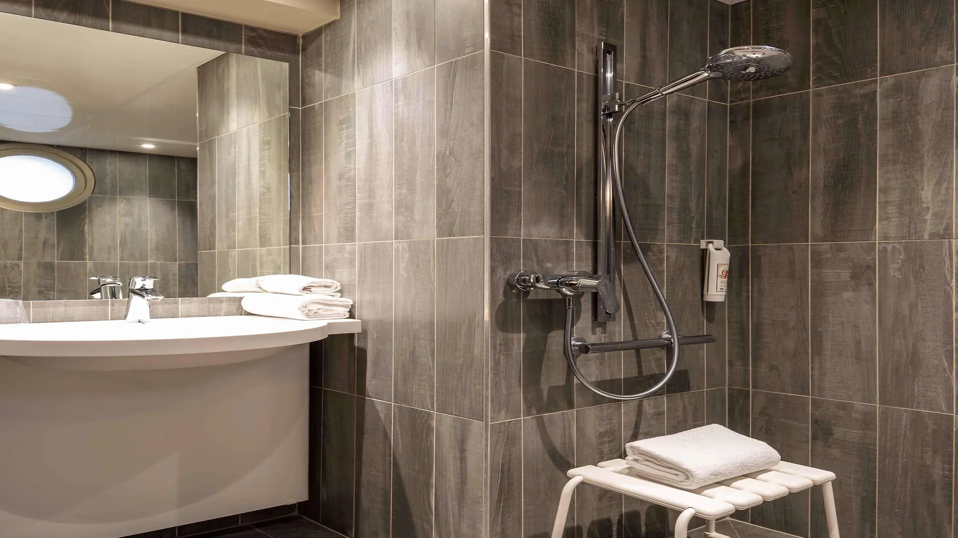 Ibis Paris Alesia Montparnasse Hotel 3*,  France