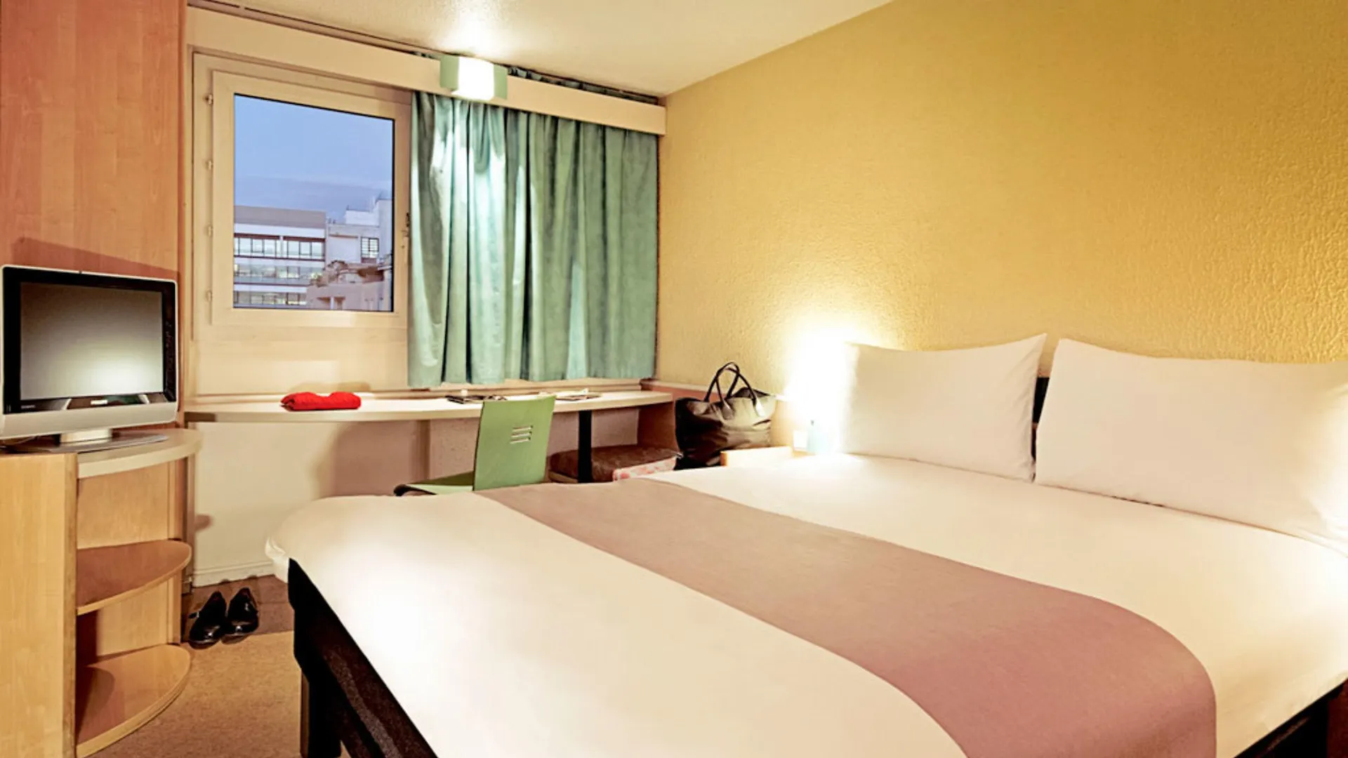 Ibis Paris Alesia Montparnasse Hotel