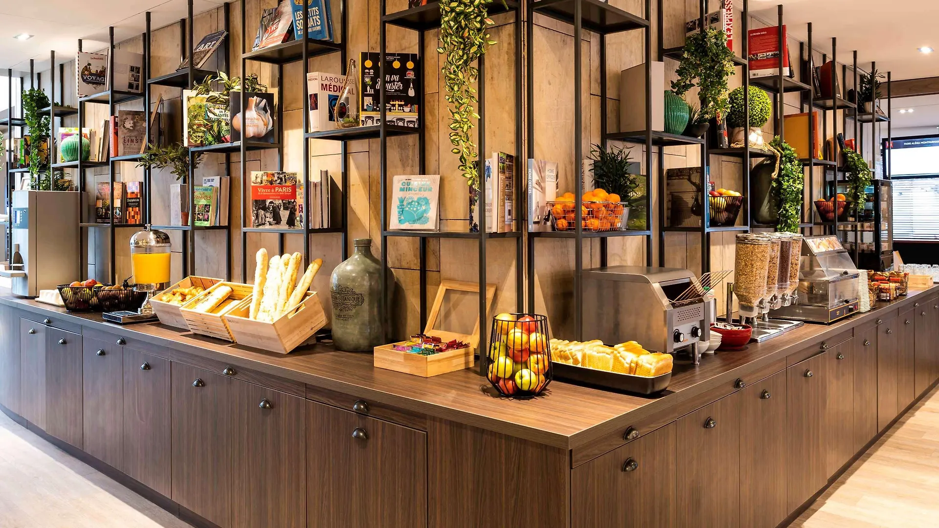 Ibis Paris Alesia Montparnasse Hotel