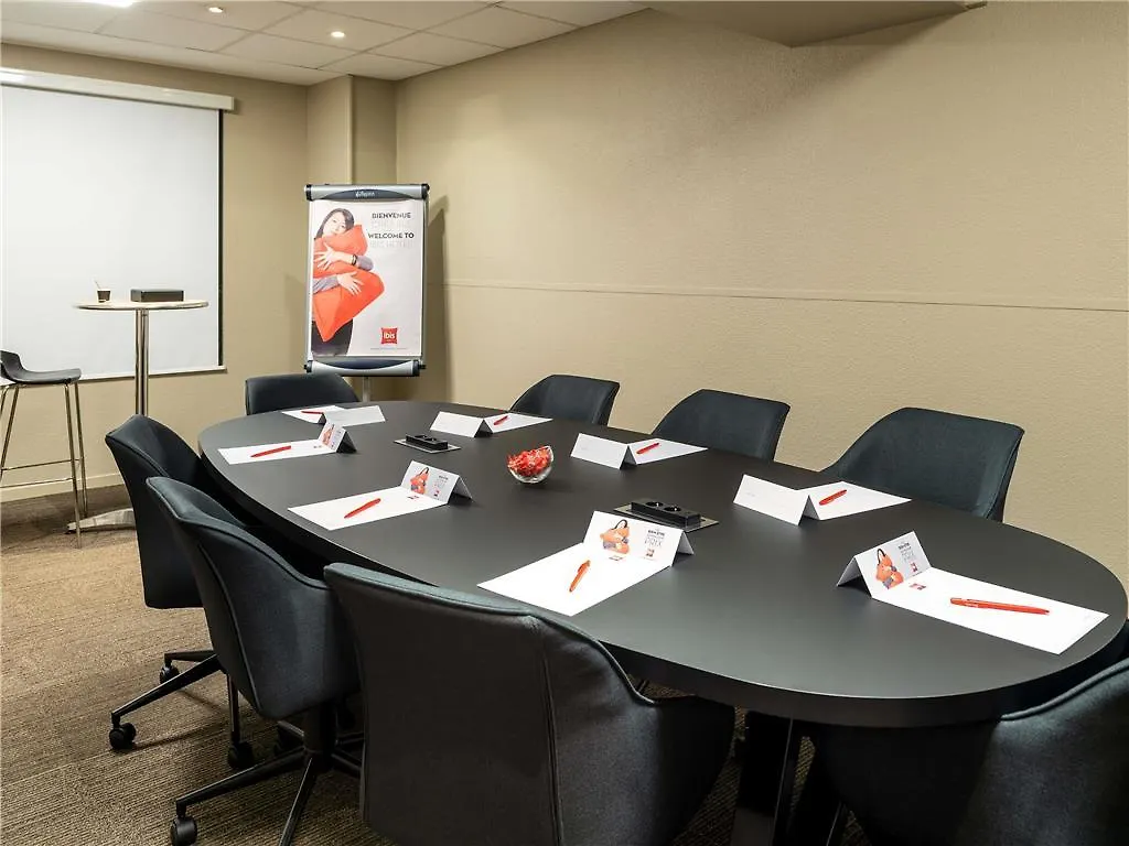 Ibis Paris Alesia Montparnasse Hotel