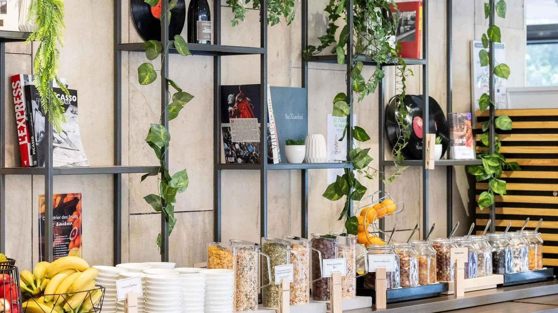 Ibis Paris Alesia Montparnasse Hotel